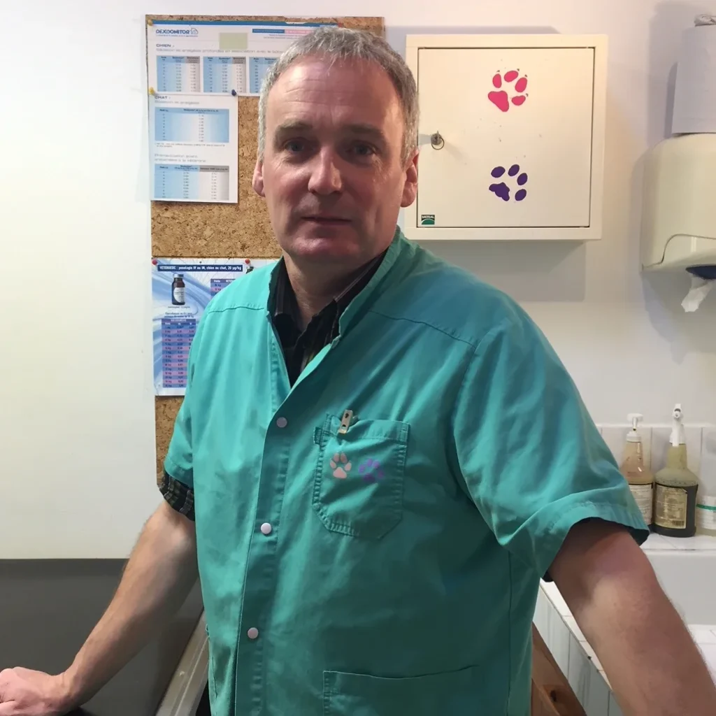 VETERINAIRES DE LA CARRIERE